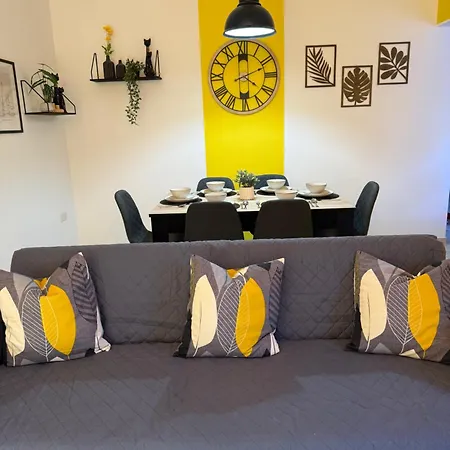 Camelia - 3 Bedroom With Terrace And Seaviews - Bugibba Promanade