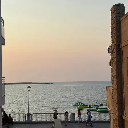 Camelia - 3 Bedroom With Terrace And Seaviews - Bugibba Promanade