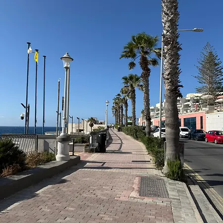 Camelia - 3 Bedroom With Terrace And Seaviews - Bugibba Promanade * St. Paul's Bay