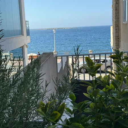 Daire Camelia - 3 Bedroom With Terrace And Seaviews - Bugibba Promanade *