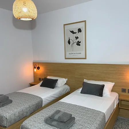 Camelia - 3 Bedroom Maisonnette With Terrace And Seaviews - Bugibba *
