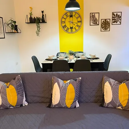 Camelia - 3 Bedroom With Terrace And Seaviews - Bugibba Promanade סיינט פול ביי