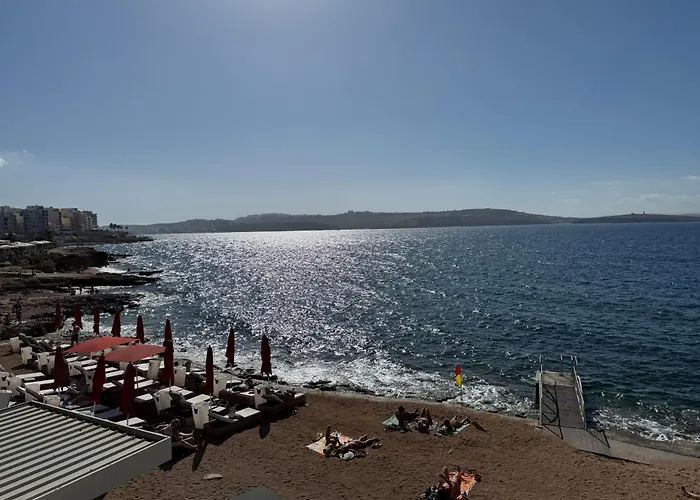 Camelia - 3 Bedroom With Terrace And Seaviews - Bugibba Promanade