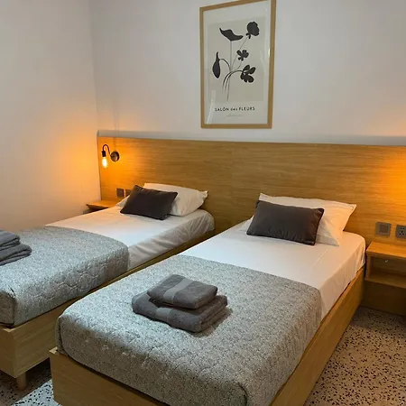 Camelia - 3 Bedroom With Terrace And Seaviews - Bugibba Promanade St Paul's Bay