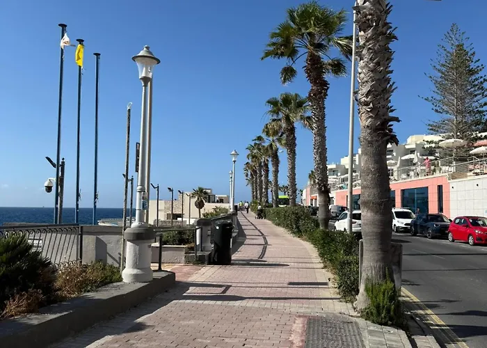 Camelia - 3 Bedroom With Terrace And Seaviews - Bugibba Promanade * St Paul's Bay